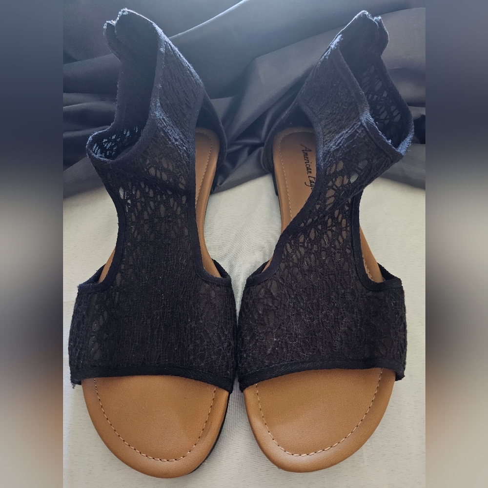 American Eagle Sz 12 women's black lace-up sandals